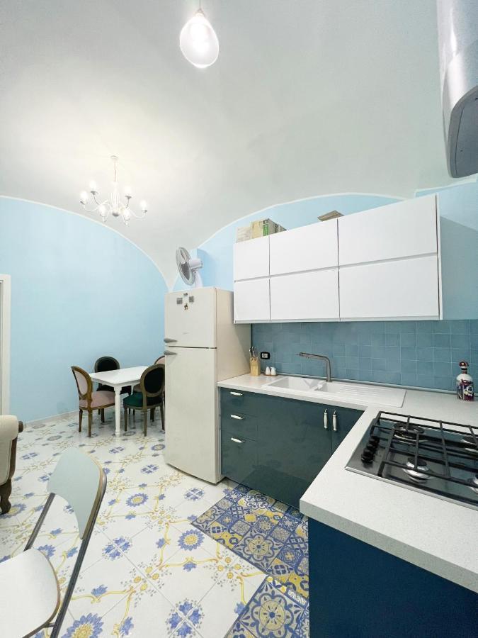 Appartamento Nel Cuore Di Formia Esterno foto